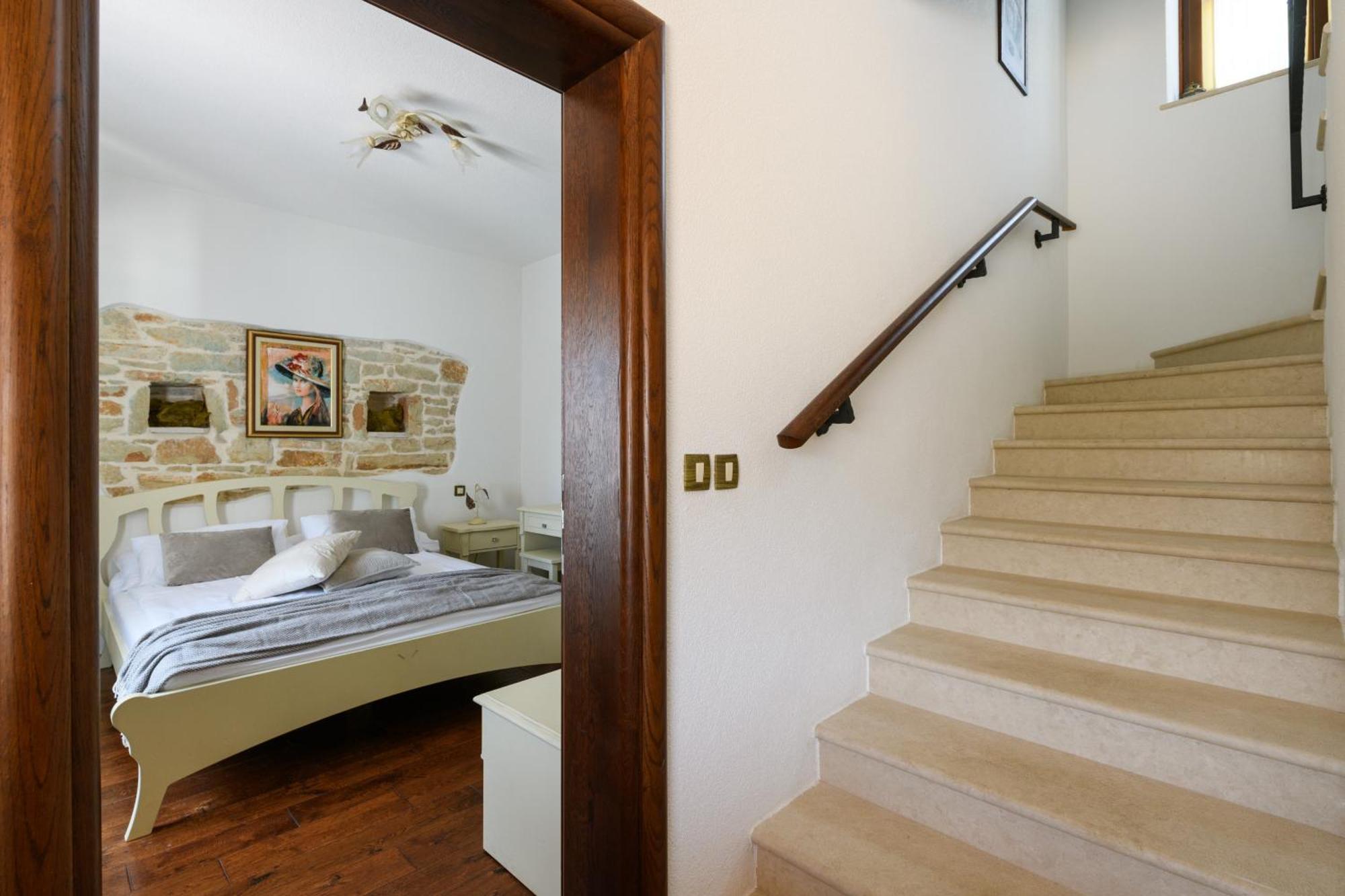 Villa Gina Valtura Bagian luar foto